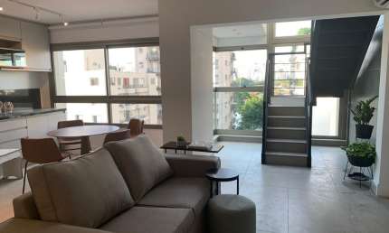 EXCELENTE COBERTURA DUPLEX MOBILIADA - LAZER - LOCALIZAÇÃO PRIVILEGIADA