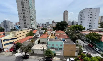 EXCELENTE APTO - VARANDA - LAZER - LOCALIZAÇÃO PRIVILEGIADA