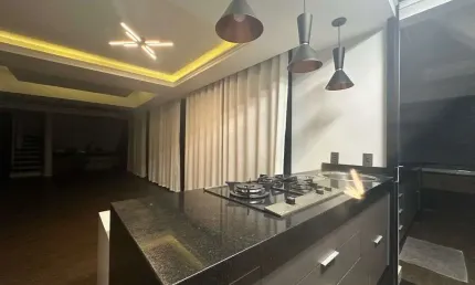 Sobrado em condomínio à Venda em Condomínio Villa Flora, Votorantim - SP
