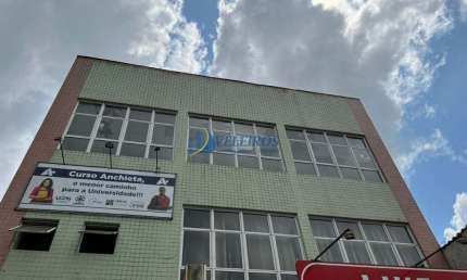 Sala comercial para alugar no João Gualberto, Paranaguá  por R$ 3.300