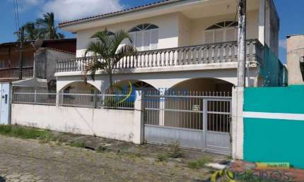 Casa com 3 quartos à venda no Costeira, Paranaguá  por R$ 998.000