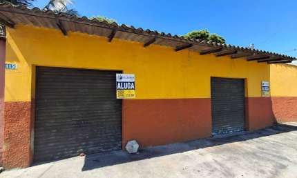 Sala comercial com 1 sala para alugar no Porto dos Padres, Paranaguá  por R$ 700