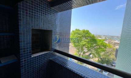 Apartamento com 3 quartos à venda no Centro Histórico, Paranaguá  por R$ 600.000