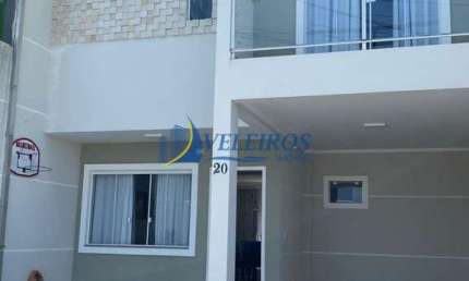 Casa com 3 quartos à venda no Parque Agari, Paranaguá  por R$ 750.000