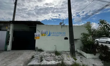 Casa com 2 quartos à venda no Jardim Ouro Fino, Paranaguá  por R$ 310.000