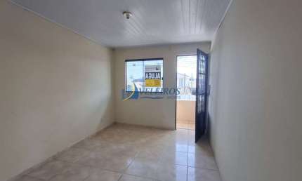 Kitnet / Stúdio para alugar no Parque São João, Paranaguá  por R$ 900