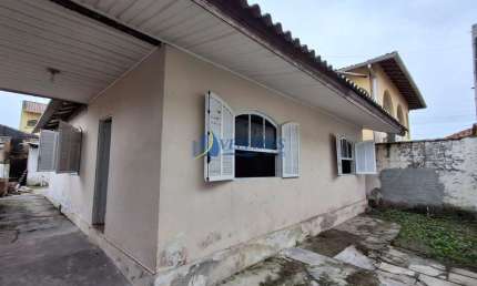 Casa com 1 quarto para alugar no Bockmann, Paranaguá  por R$ 2.000