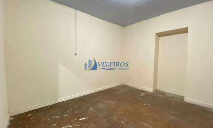 Apartamento com 2 quartos para alugar no Centro Histórico, Paranaguá  por R$ 1.350