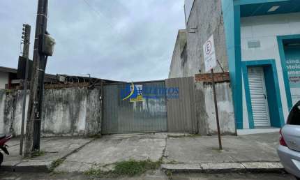 Casa comercial à venda no Centro Histórico, Paranaguá  por R$ 2.000.000