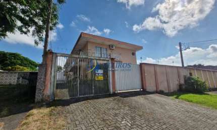 Casa com 3 quartos para alugar no Estradinha, Paranaguá  por R$ 2.500