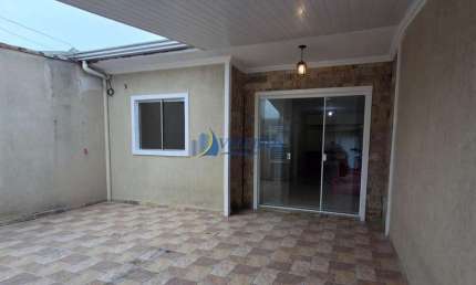 Casa com 2 quartos para alugar no Parque São João, Paranaguá  por R$ 2.000