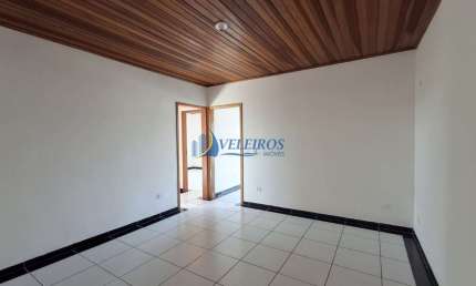 Apartamento com 3 quartos para alugar no Parque São João, Paranaguá  por R$ 2.000