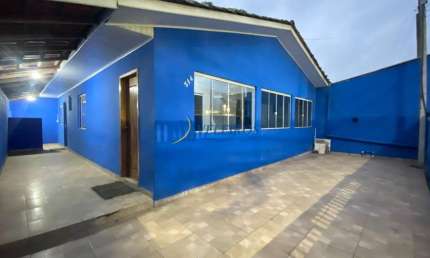 Casa com 3 quartos para alugar na Vila Nova Primavera, Paranaguá  por R$ 2.500