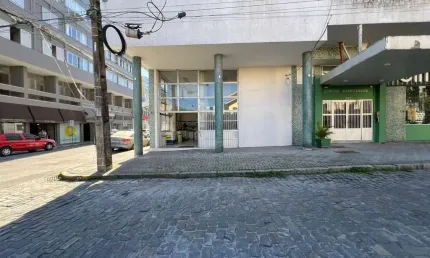 Sala comercial à venda no Centro Histórico, Paranaguá  por R$ 387.000