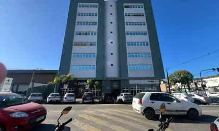 Sala comercial à venda no João Gualberto, Paranaguá  por R$ 235.000