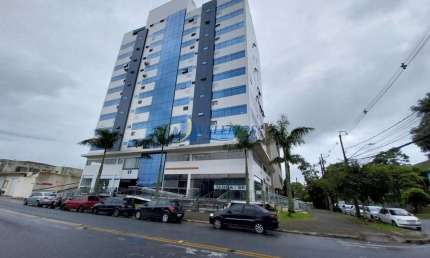 Prédio à venda no João Gualberto, Paranaguá  por R$ 400.000