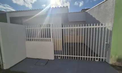 Casa à venda no Jardim Ouro Fino, Paranaguá  por R$ 195.000
