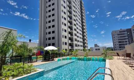 Vendo lindo apartamento com vista livre e sol da manhã