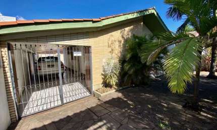 Casa com 3 quartos à venda na Rua das Magnólias, 255, Patronato, Santa Maria