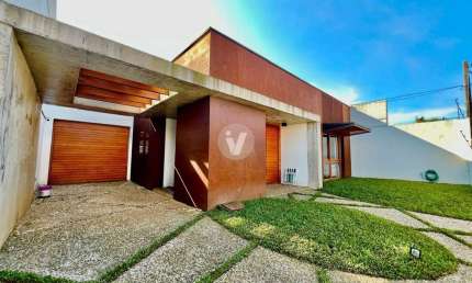 Casa com 3 quartos à venda na Rua Clarice Lispector, 386, Tomazetti, Santa Maria