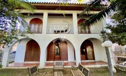 Casa com 4 quartos à venda na Rua Israel Seligman, 220, Nossa Senhora de Lourdes, Santa Maria