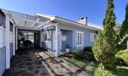 Casa 3 dormitórios à venda Pinheiro Machado Santa Maria/RS