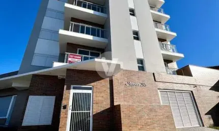 Apartamento no bairro São José,  2 dormitórios, 1 suíte, sacada, churrasqueira
