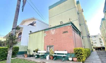 Apartamento com 3 dormitórios a 1 quadra da Av. presidente Vargas.