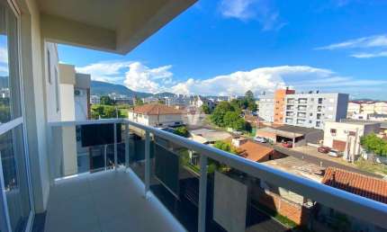 Apartamento para venda ou locação bem próximo a UFSM.