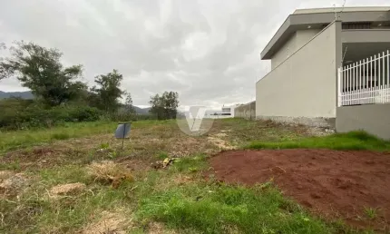 Terreno à venda na Rua Hermes Guedes de Oliveira, 147, Pé de Plátano, Santa Maria