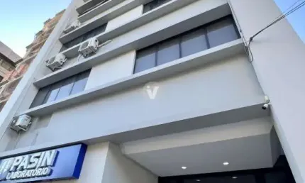 Excelente sala comercial no Centro Profissional Pinheiro Machado