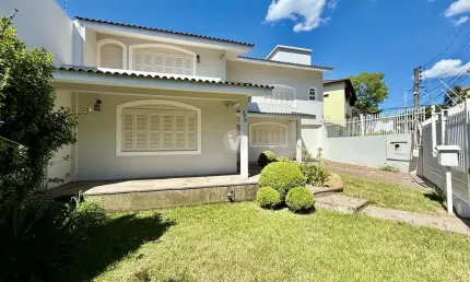 Excelente Casa de Alto Padrão para venda, no Bairro Nossa Senhora de Lourdes.