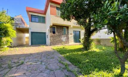 Casa com 4 quartos à venda na Avenida Prefeito Evandro Behr, 2145, Camobi, Santa Maria