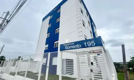 Apartamento de 2 dormitórios e com vaga de garagem.