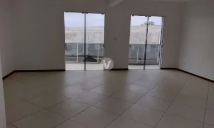 Sala comercial com 123 m² de área privativa localizada no bairro JK na cidade de