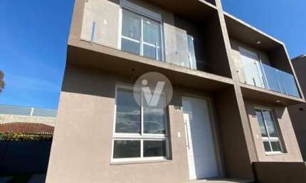 Casa em condomínio fechado com 2 quartos à venda na Rua Helena Toniolo Figueira, 600, São José, Santa Maria