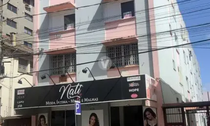 Apartamento de dois dormitórios localizado no centro de Santa Maria -RS
