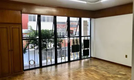 Sala comercial na R. 24 Horas - Excelente Custo Benefício