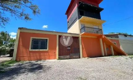 Pavilhão com 200 m² de área privativa na rua José Barin!