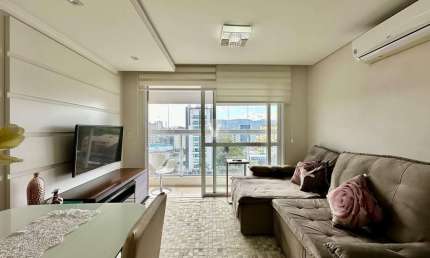 Lindo apartamento 2 dormitórios, sendo uma suíte próx a Av Dores!