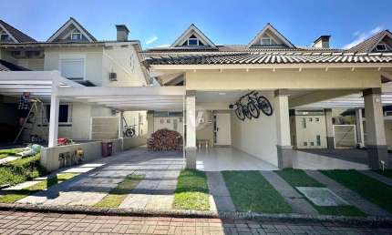Casa em condomínio fechado com 3 quartos à venda na Estrada Antônio Ignácio de Ávila, 450, São José, Santa Maria