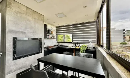 Cobertura Duplex no bairro Dores. 4 dormitórios, suíte com closet e banheira de