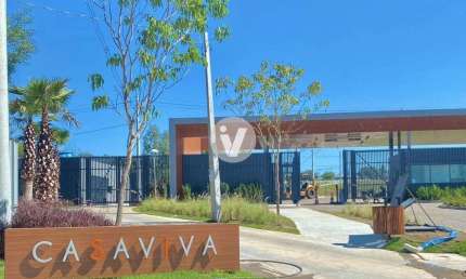 Lote no CasaViva, opção de adquirir mais lotes ao lado.