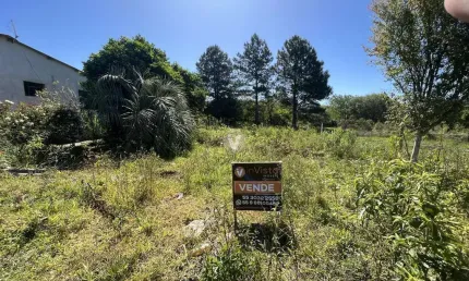 Terreno à venda na Rua Aroeira-Vermelha, 617, Diácono João Luiz Pozzobon, Santa Maria