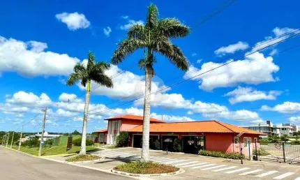 Terreno em condomínio fechado no Residencial Real Park