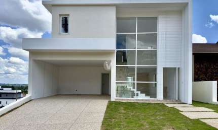 Casa NOVA com 4 suítes, piscina e vista panorâmica do Condomínio Real Park