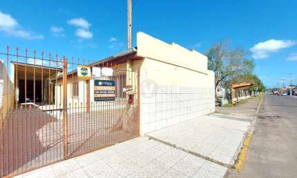 Casa com 2 quartos à venda na Avenida Oliveira Mesquita, 238, Salgado Filho, Santa Maria