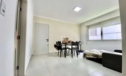 Apartamento de 03 dormitórios reformado com vaga de garagem para venda em região