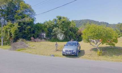 Amplo terreno de esquina a venda no bairro Perpétuo Socorro.