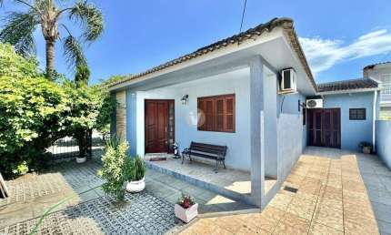 Casa com 3 quartos à venda na Rua Doutor Luiz Mallo, 70, Itararé, Santa Maria
